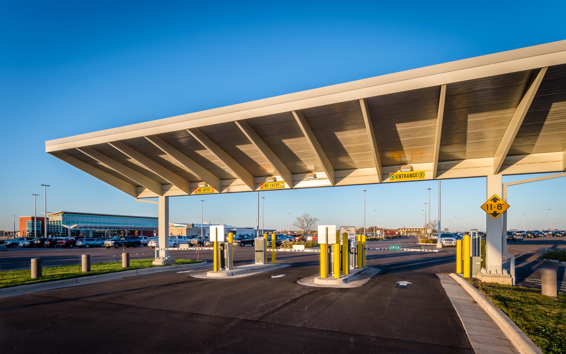 Central Wisconsin Airport - Parking